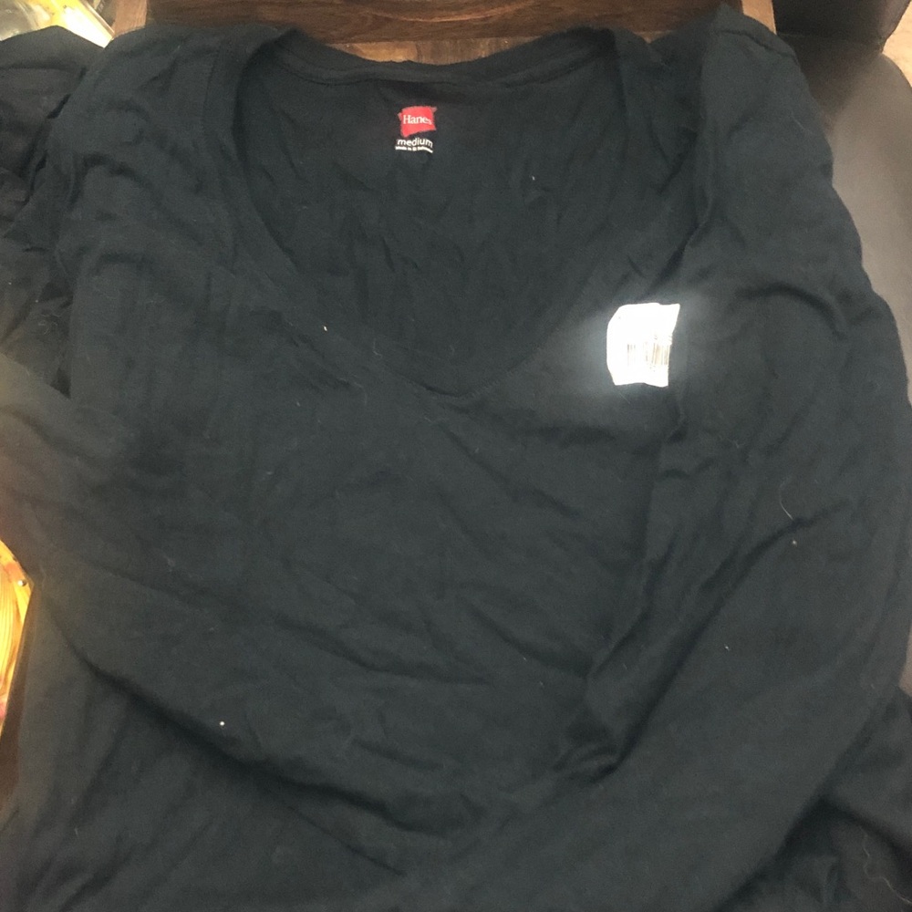 Hanes Women’s Black Long Sleeve Scoop Neck Tee